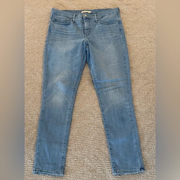 Levi’s Women's Skinny Jeans - Picture 1 of 7